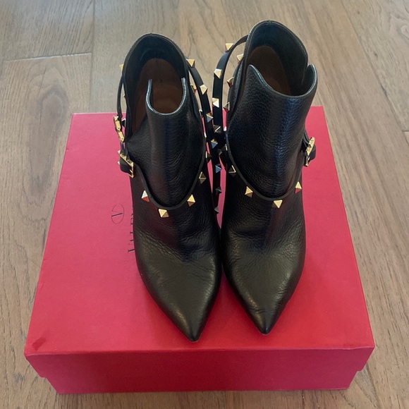 Valentino Bootie Heel - Picture 1 of 5